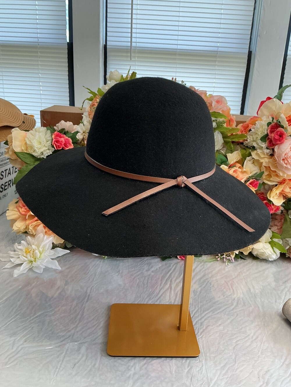 Cato 100% Wool Black Wide Brim Floppy Hat Brown Band OS